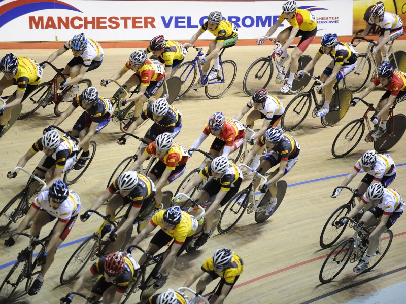 EXCLUSIVE TRACK CYCLING HOSTED BY A GB CYCLING GOLD MEDALLIST | UP TO 16 PEOPLE